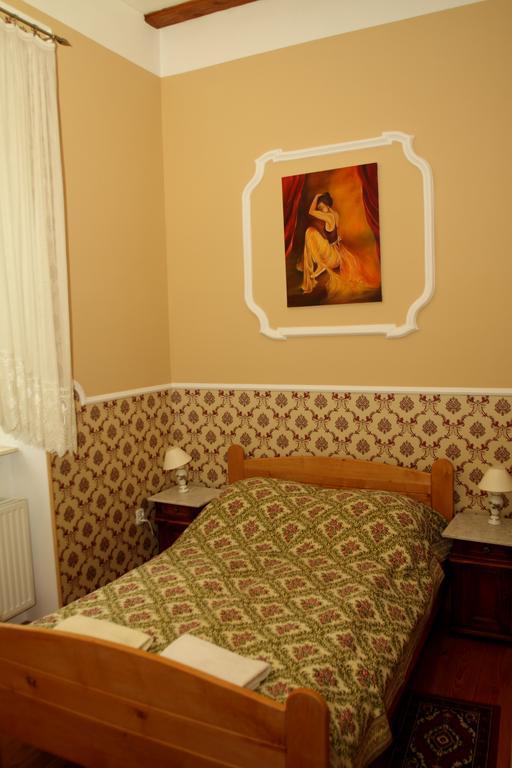 Palac Pensjonat Ptaszynka Gryfice Habitación foto